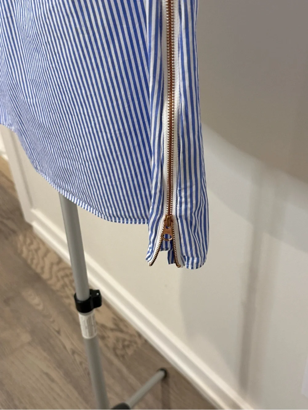 J.Crew Blue & White Striped Sleeveless Popover Top – Size 00